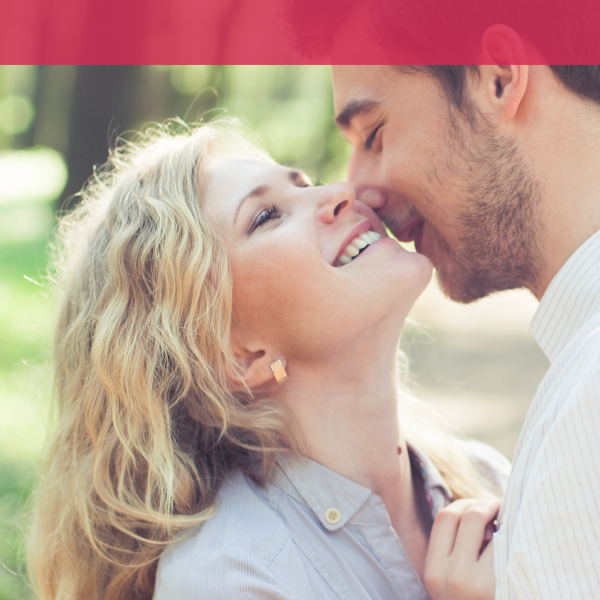 Мона Кастен